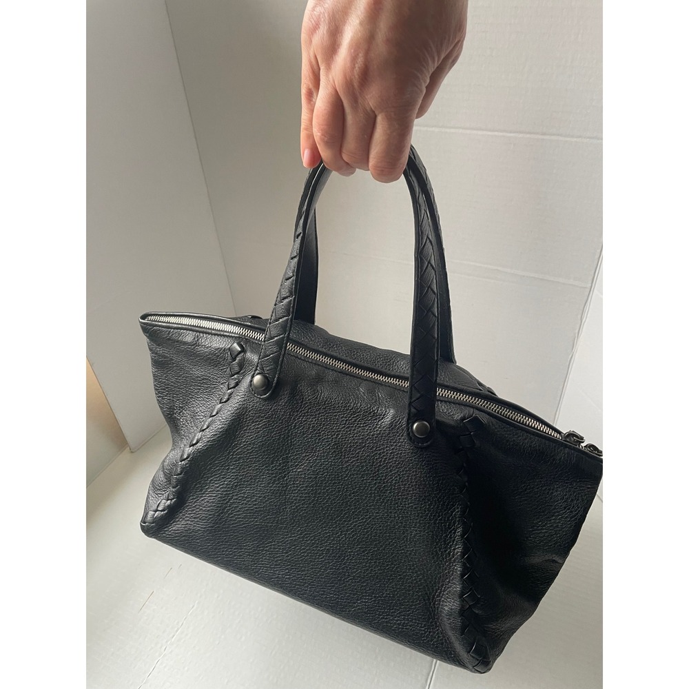 Bottega Veneta Vintage Intrecciato leather satchel handbag black luxury soft